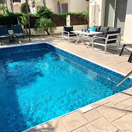 Villa Menelaos ...